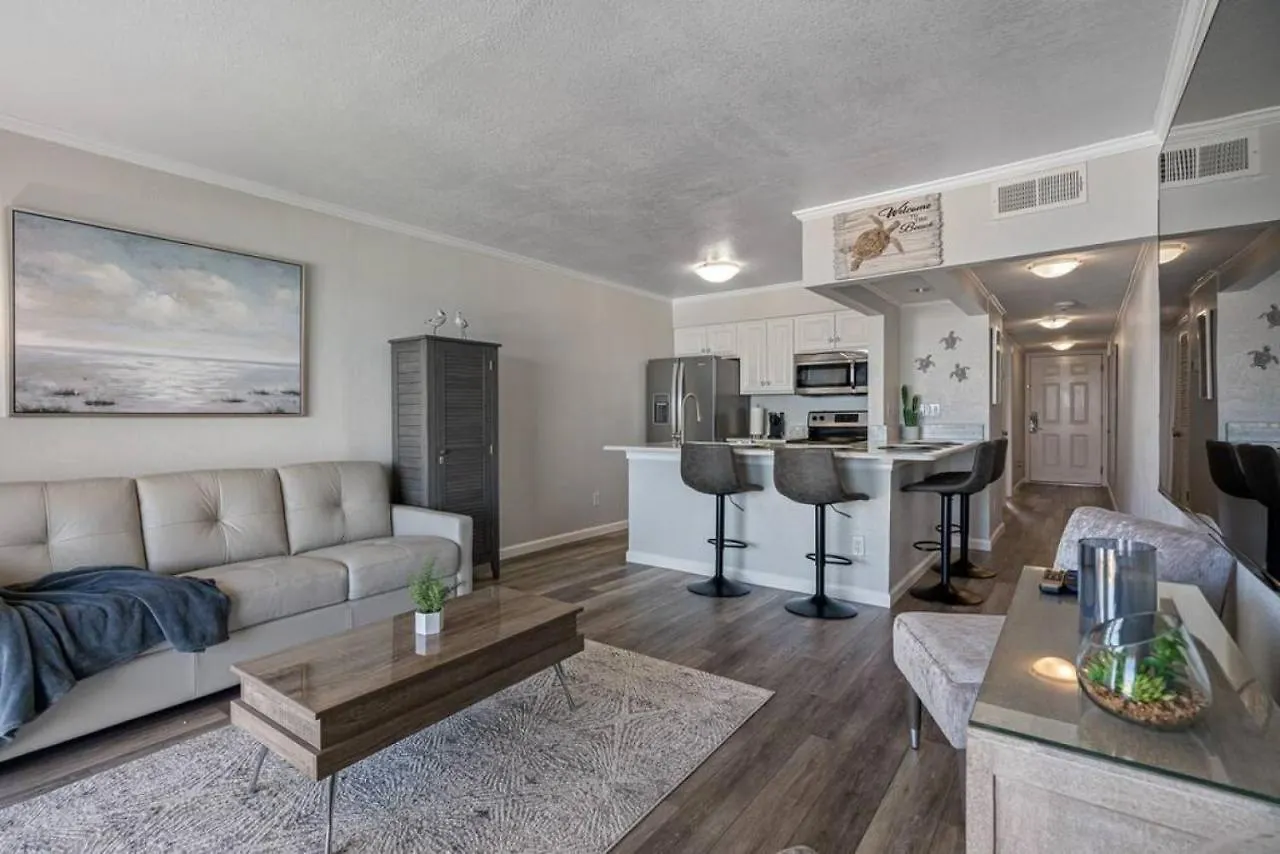 Stunning Bay Views From Your Private Balcony Tampa