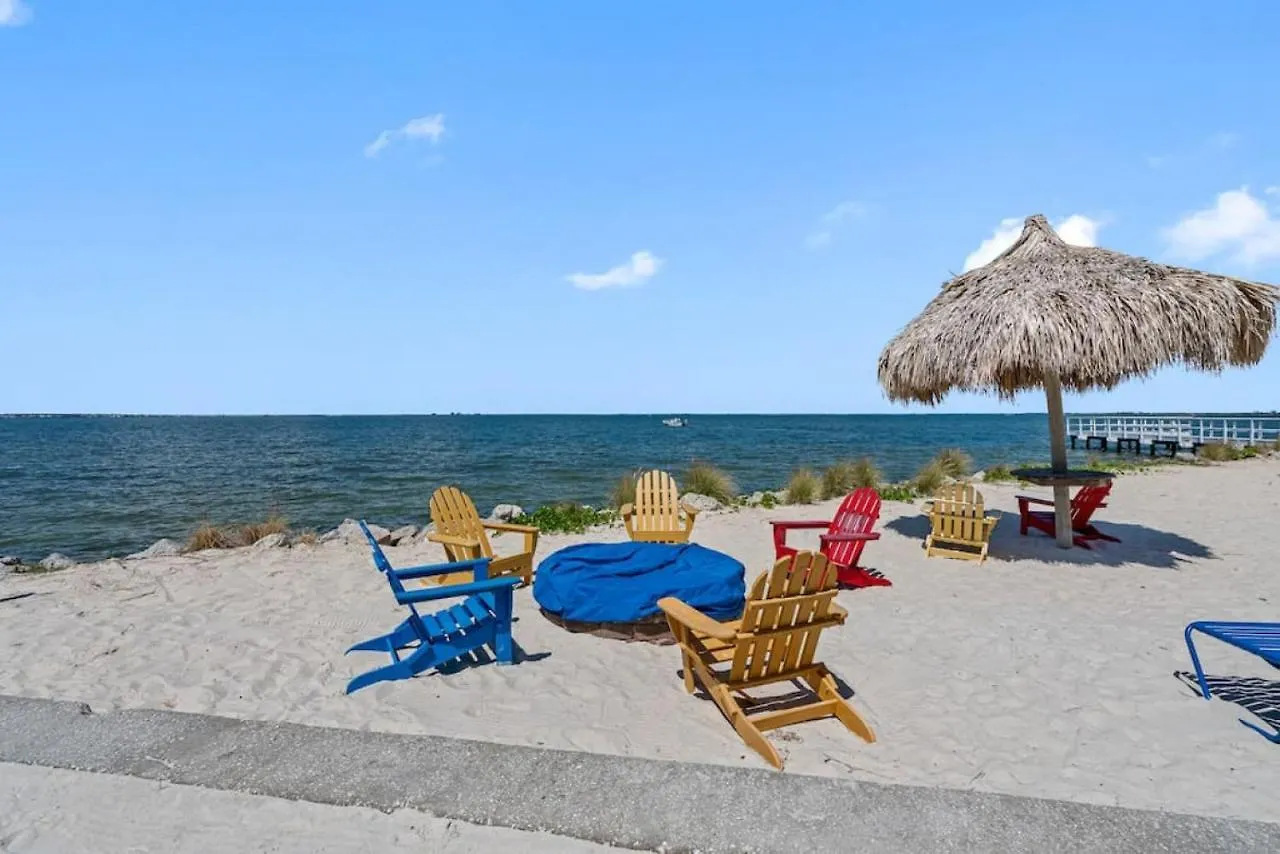 Stunning Bay Views From Your Private Balcony Tampa Apartment