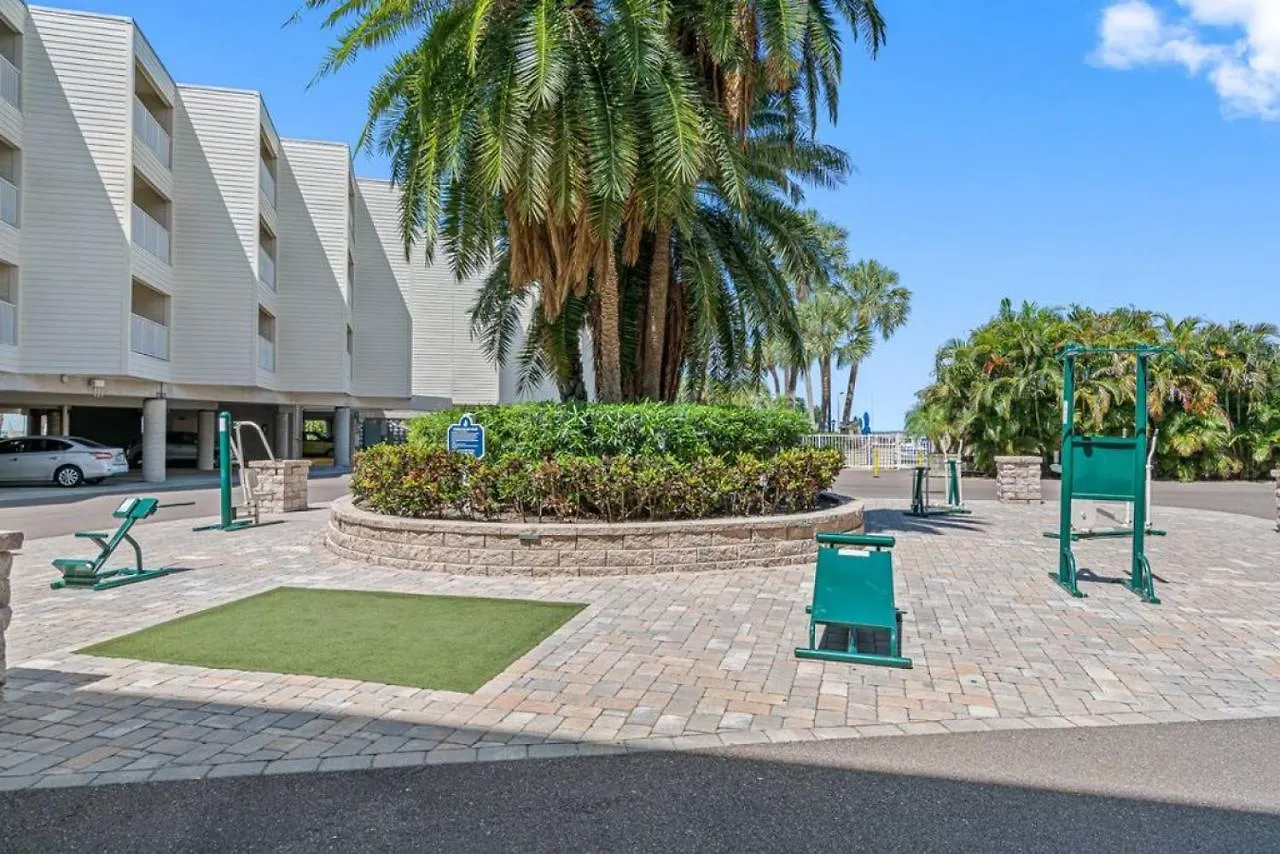 Apartment Stunning Bay Views From Your Private Balcony Tampa