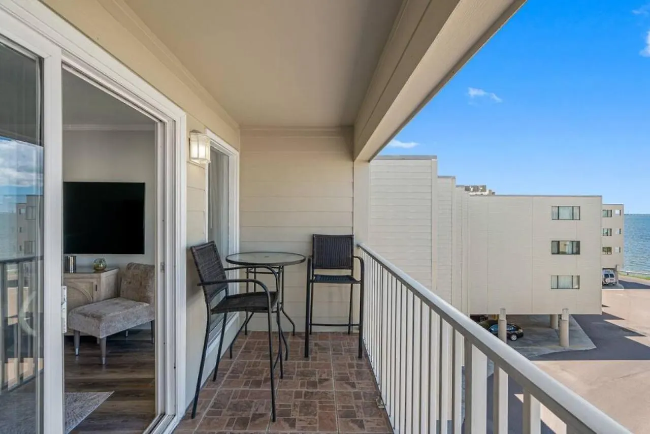 Stunning Bay Views From Your Private Balcony Tampa 0*,  United States