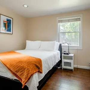 2bdr-victorian-home-away-from-home-central-loc.bestsacramentohotels.com/