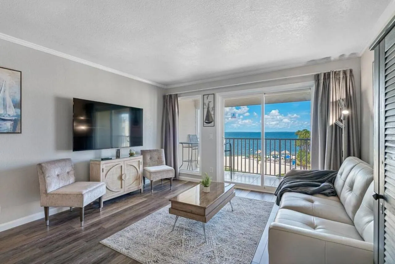 Apartment Stunning Bay Views From Your Private Balcony Tampa